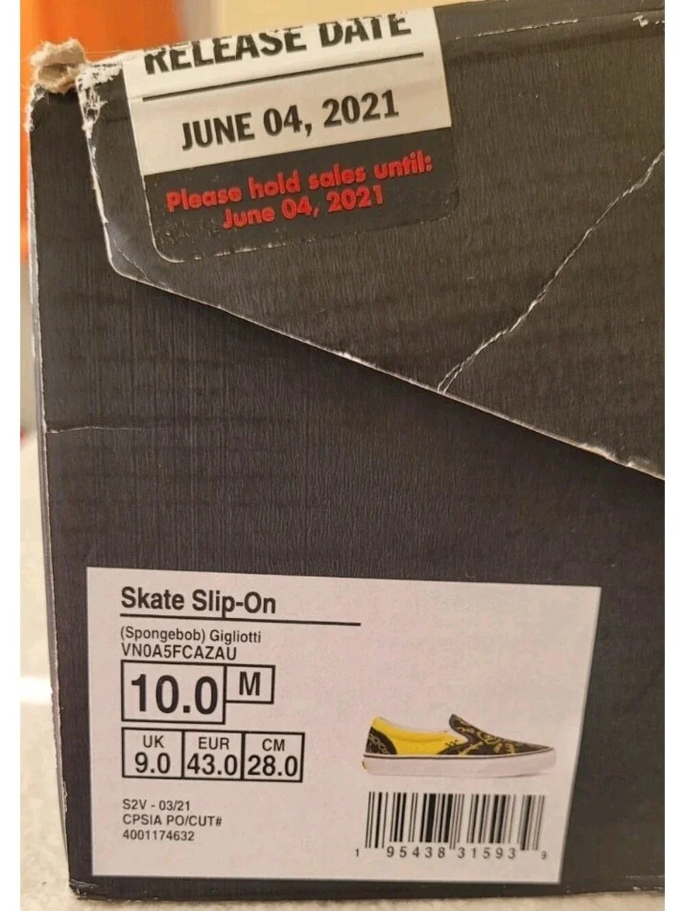Vans Slip On Spongebob+ Gigliotti  Mens Size 10 Black And Yellow Limited Ed.